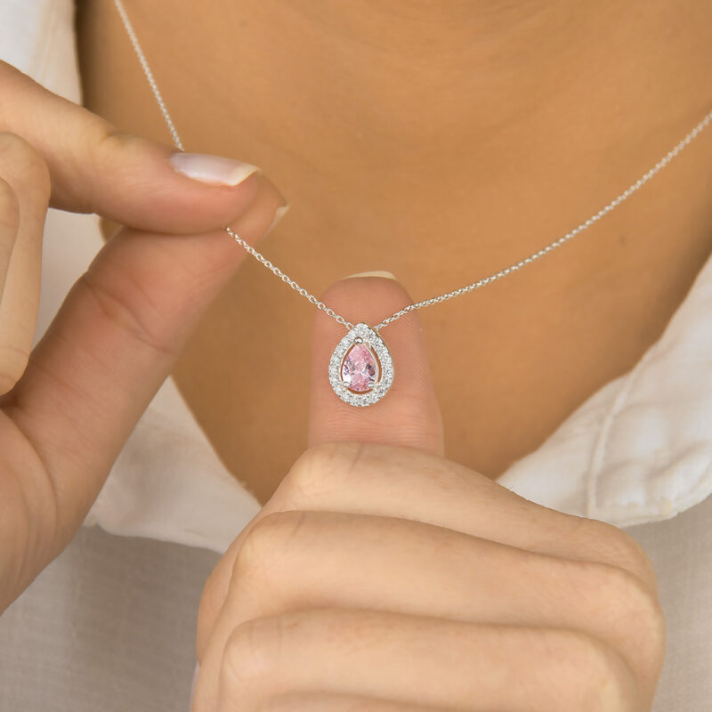 Gargantilha gota rosa bebê cravejada - Imagem 3