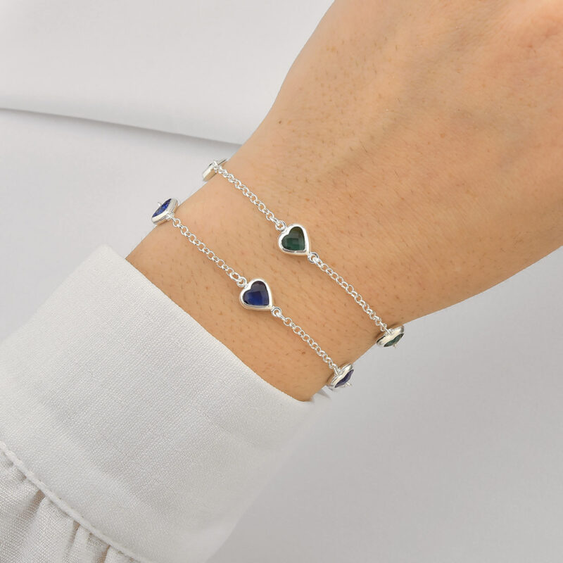 Pulseira com 4 corações verde esmeralda - Imagem 4